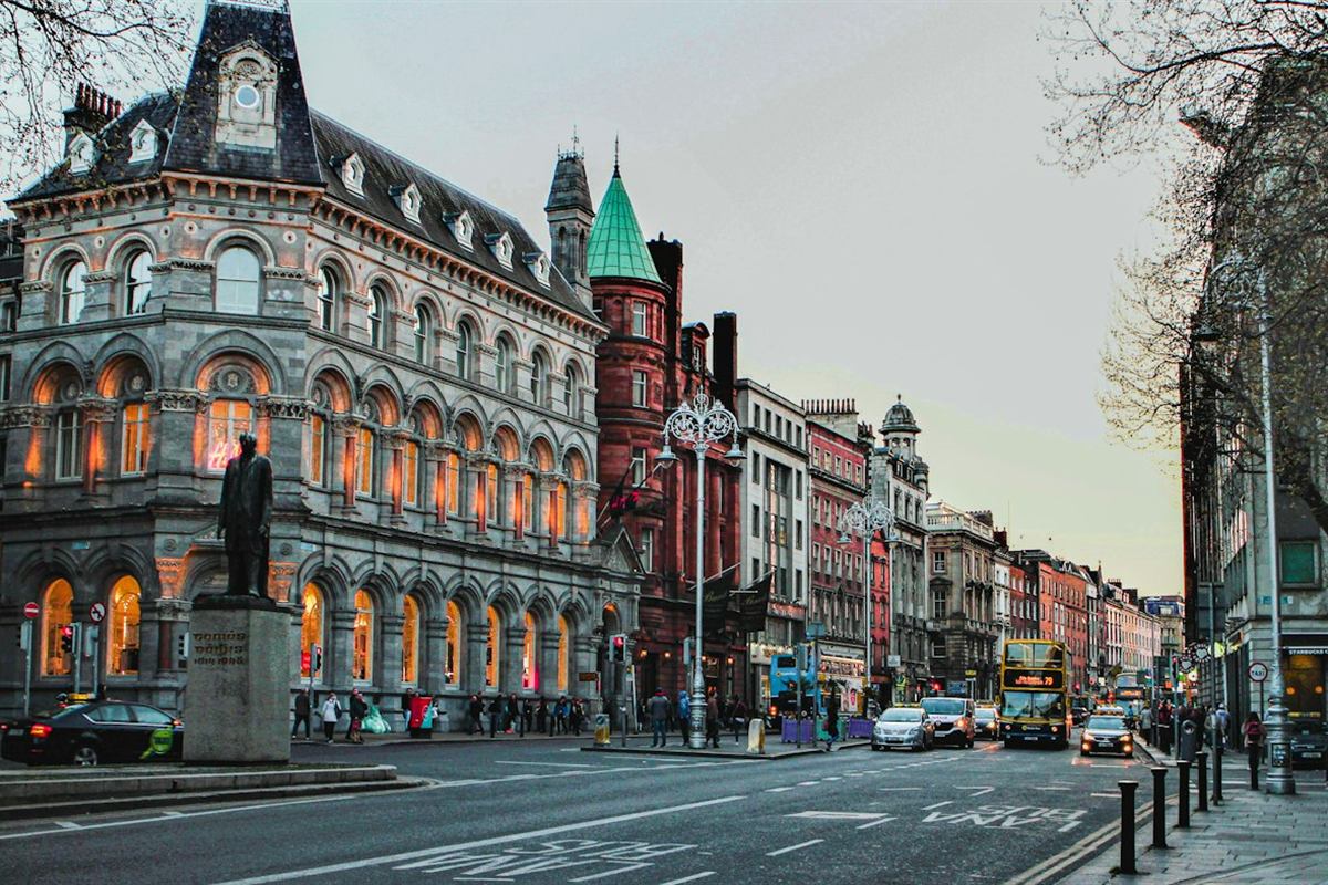 Calle histórica de Dublín